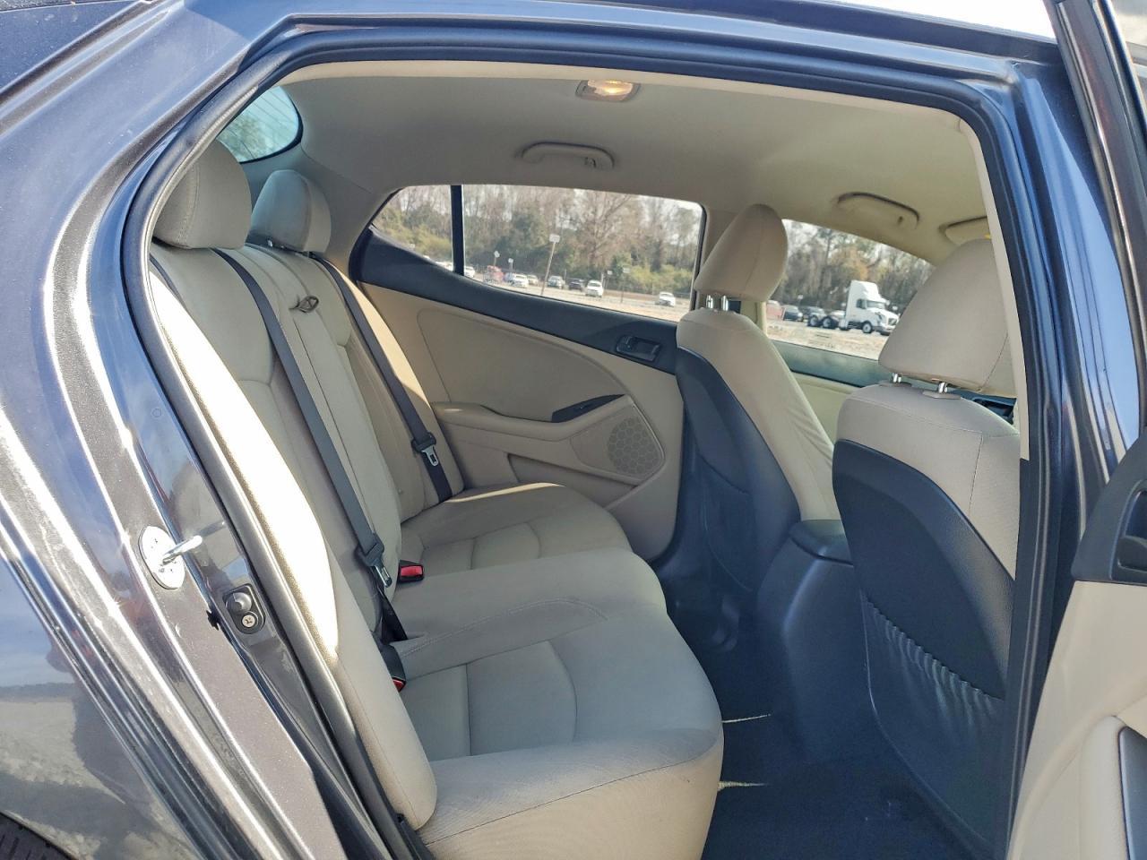 2015 Kia Optima - zdjęcie 10