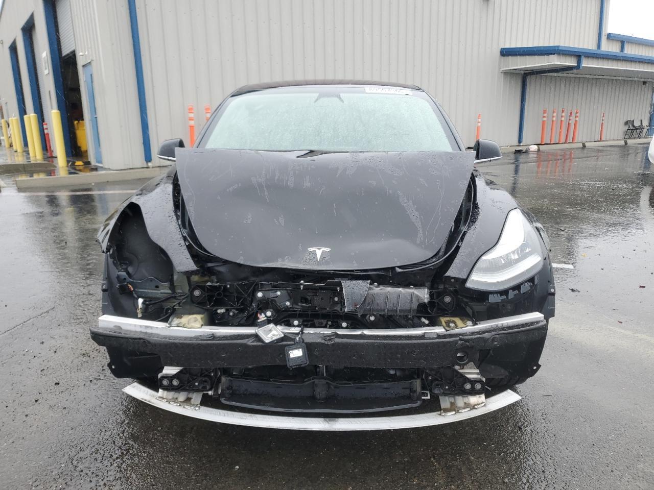 2018 Tesla Model 3 - zdjęcie 5