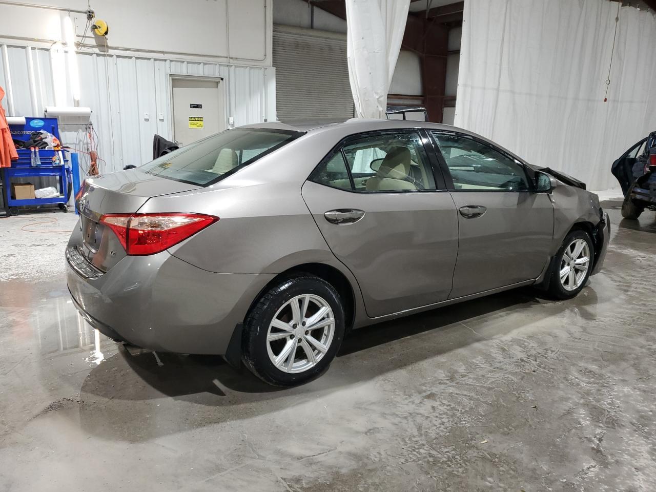 2018 Toyota Corolla - zdjęcie 3