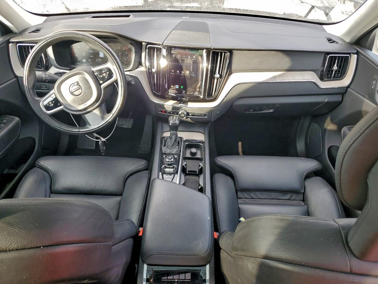 2018 Volvo XC60 - zdjęcie 8