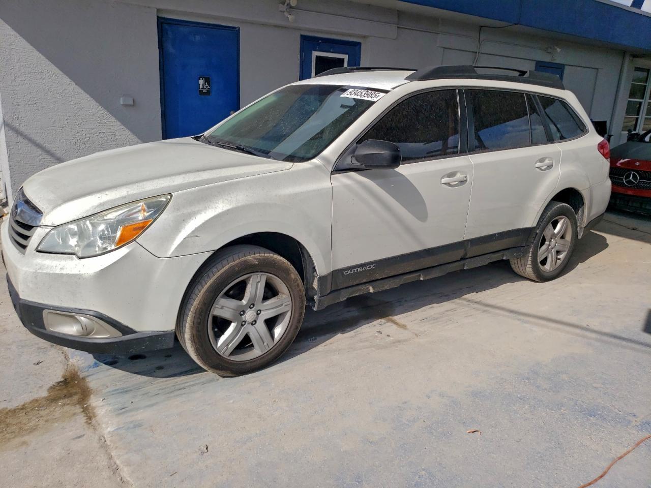 2013 Subaru Outback - zdjęcie główne