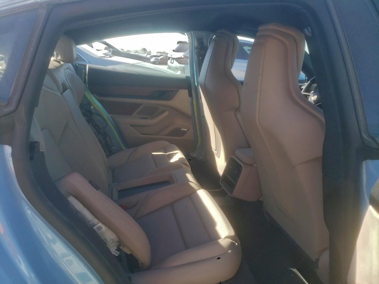 2023 Porsche Taycan 4S - zdjęcie 10