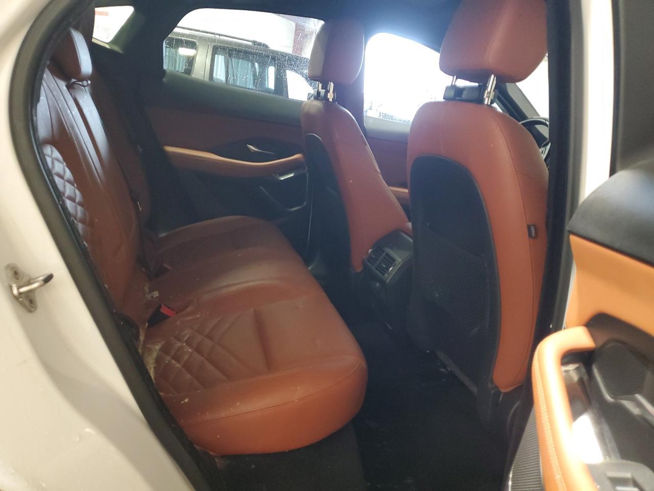 2018 Jaguar E-Pace - zdjęcie 11