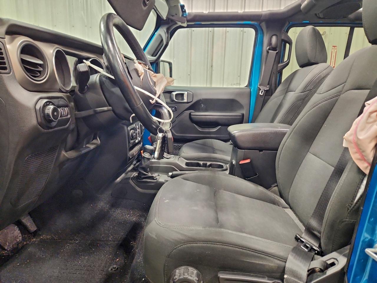 2020 Jeep Wrangler Unlimited Sport - zdjęcie 7