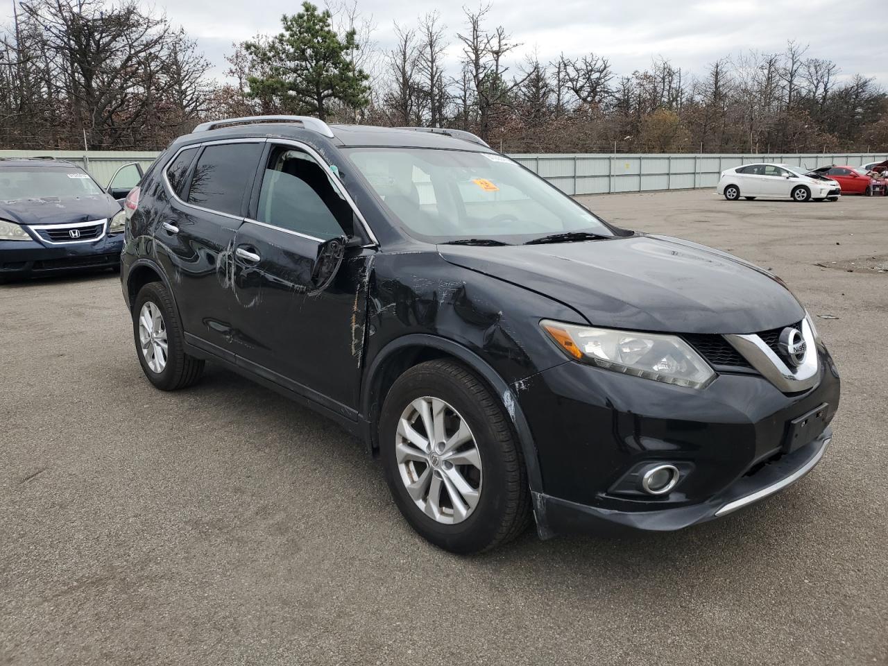 2015 Nissan Rogue - zdjęcie 4