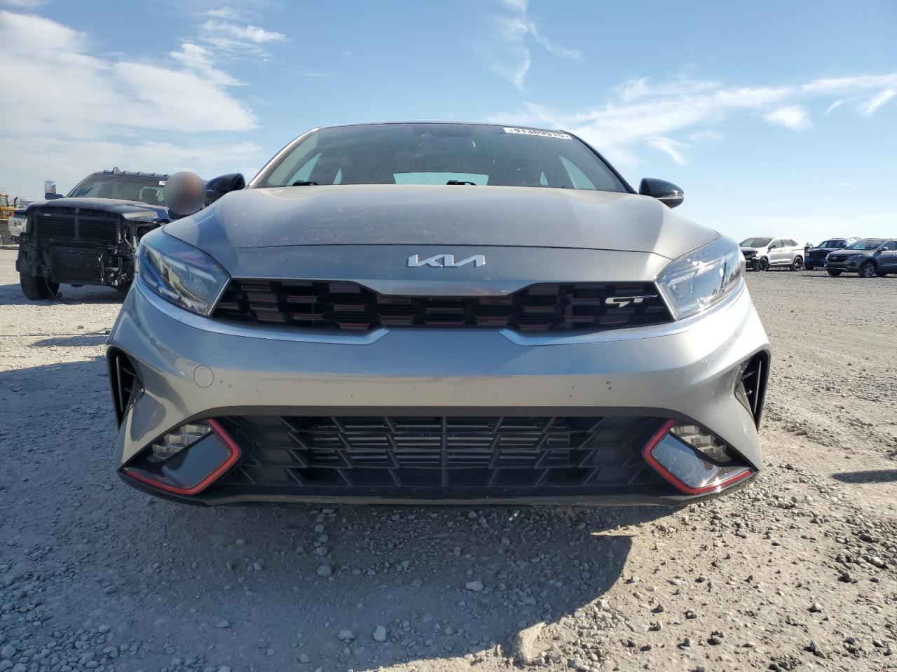 2023 Kia Forte Gt - zdjęcie 5