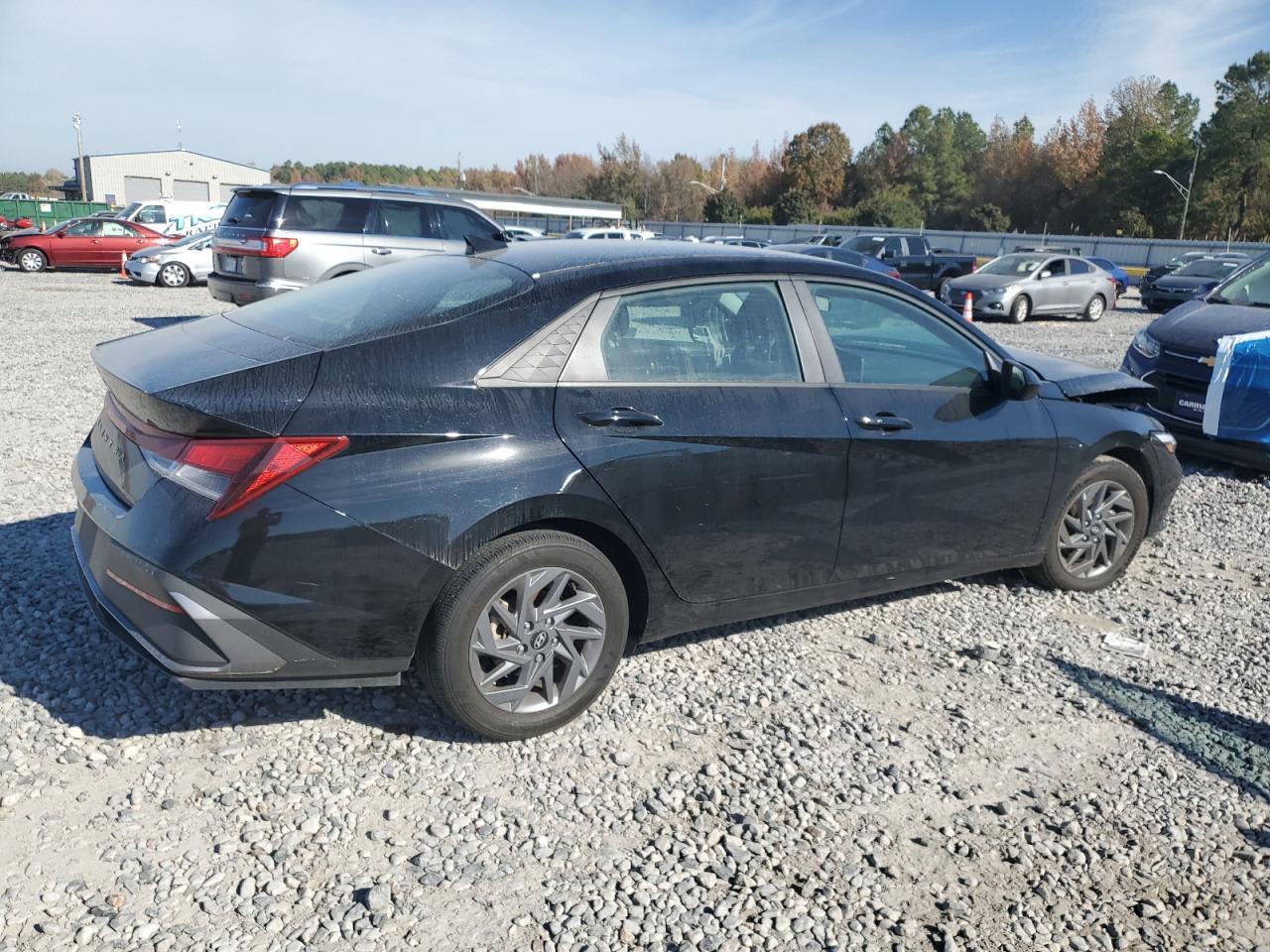 2024 Hyundai Elantra Sel - zdjęcie 3