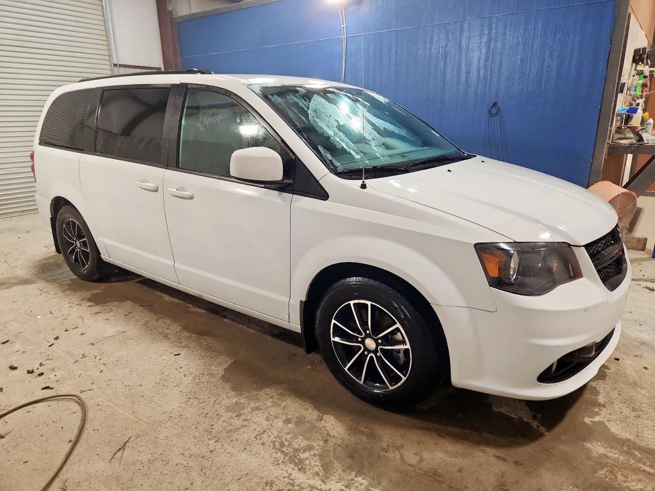 2018 Dodge Caravan - zdjęcie 4