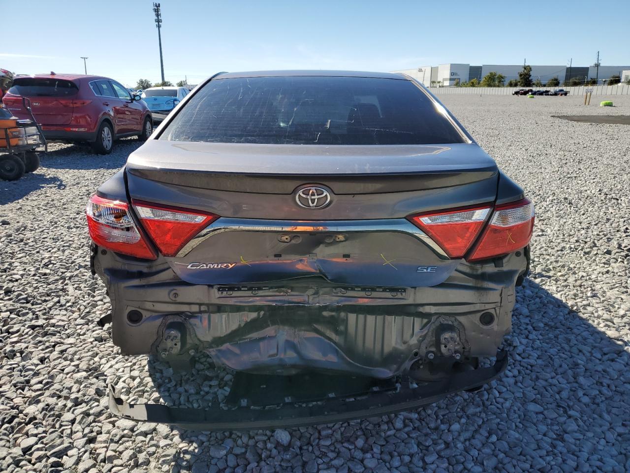 2015 Toyota Camry - zdjęcie 6