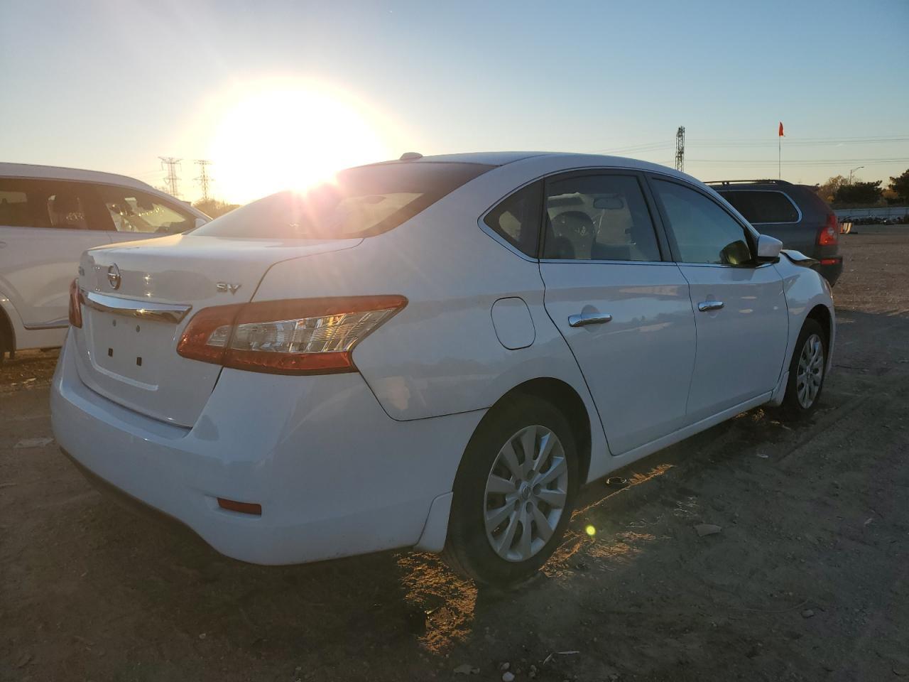 2015 Nissan Sentra - zdjęcie 3