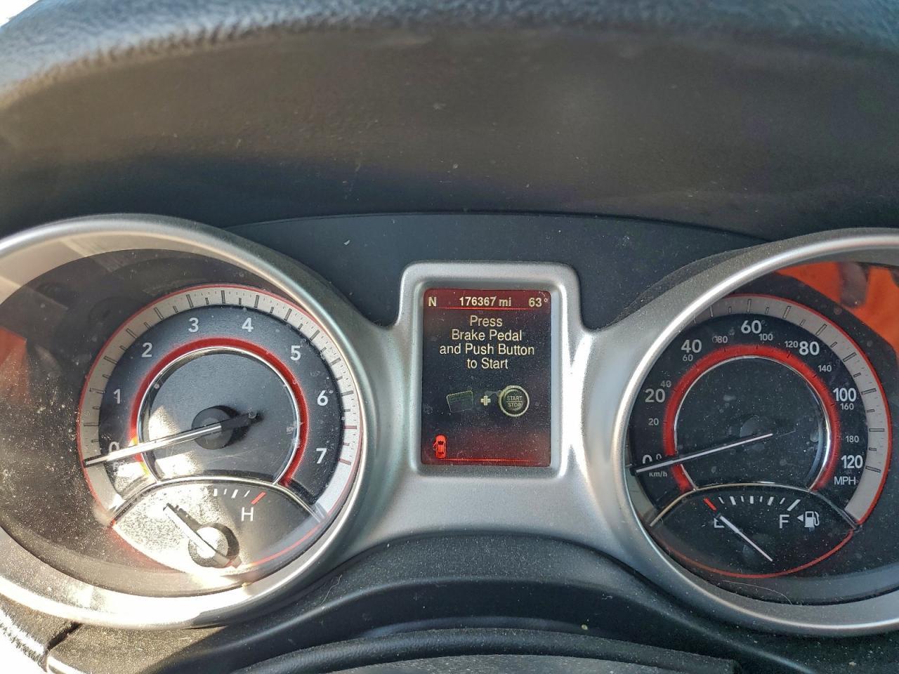 2014 Dodge Journey R/T - zdjęcie 9