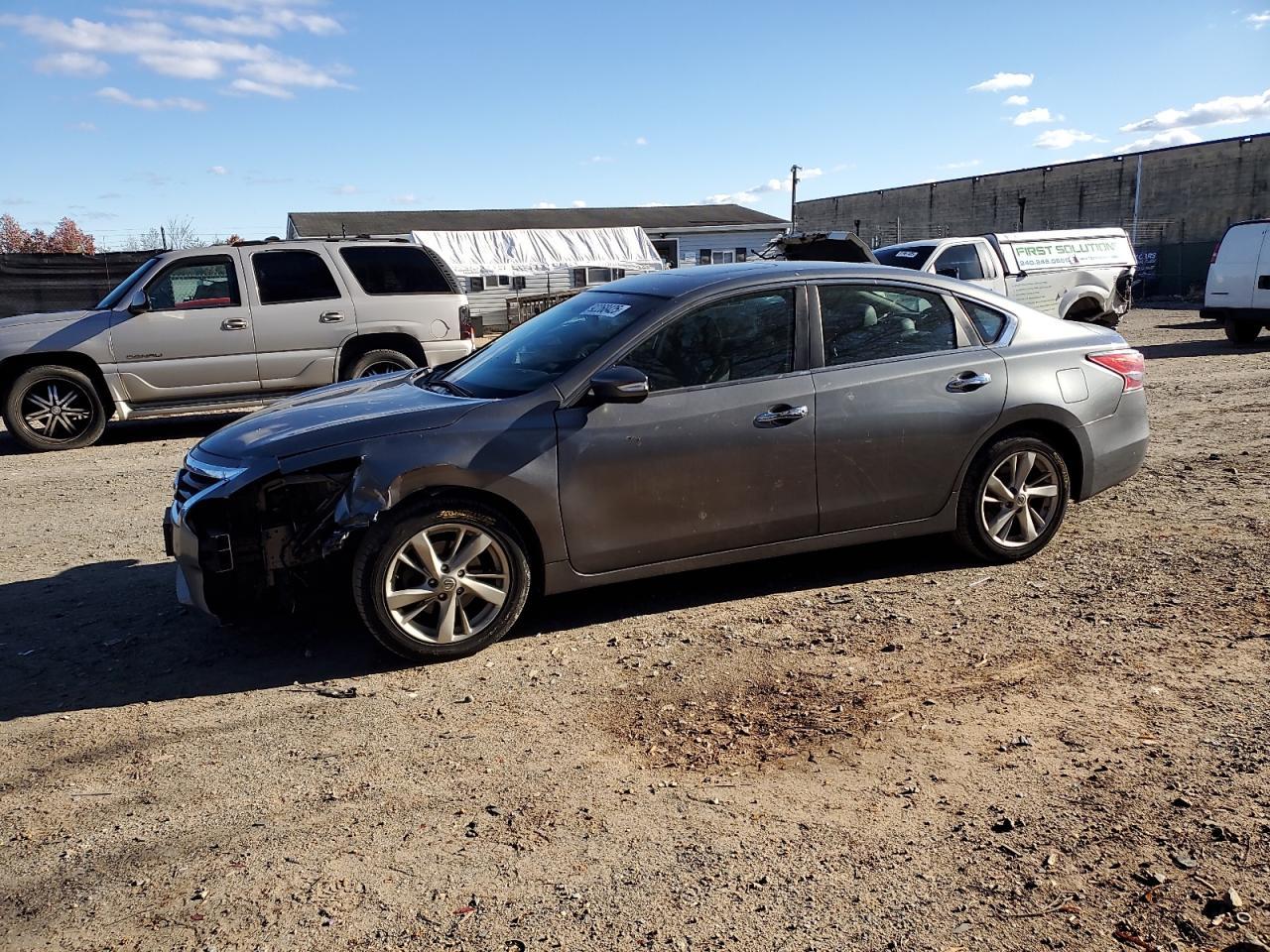 2014 Nissan Altima - zdjęcie główne