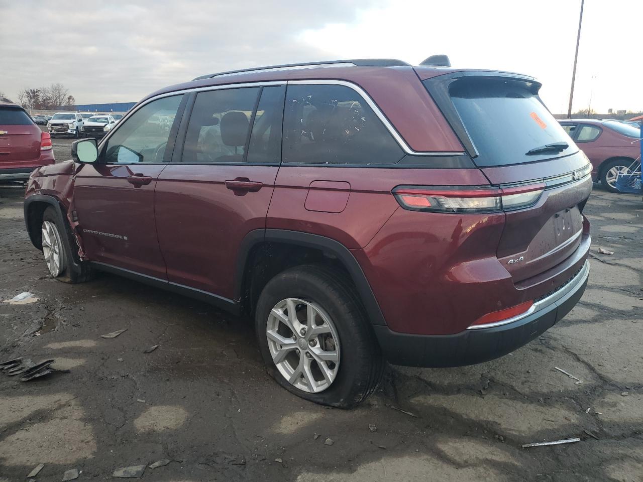 2024 Jeep Grand Cherokee Limited - zdjęcie 2