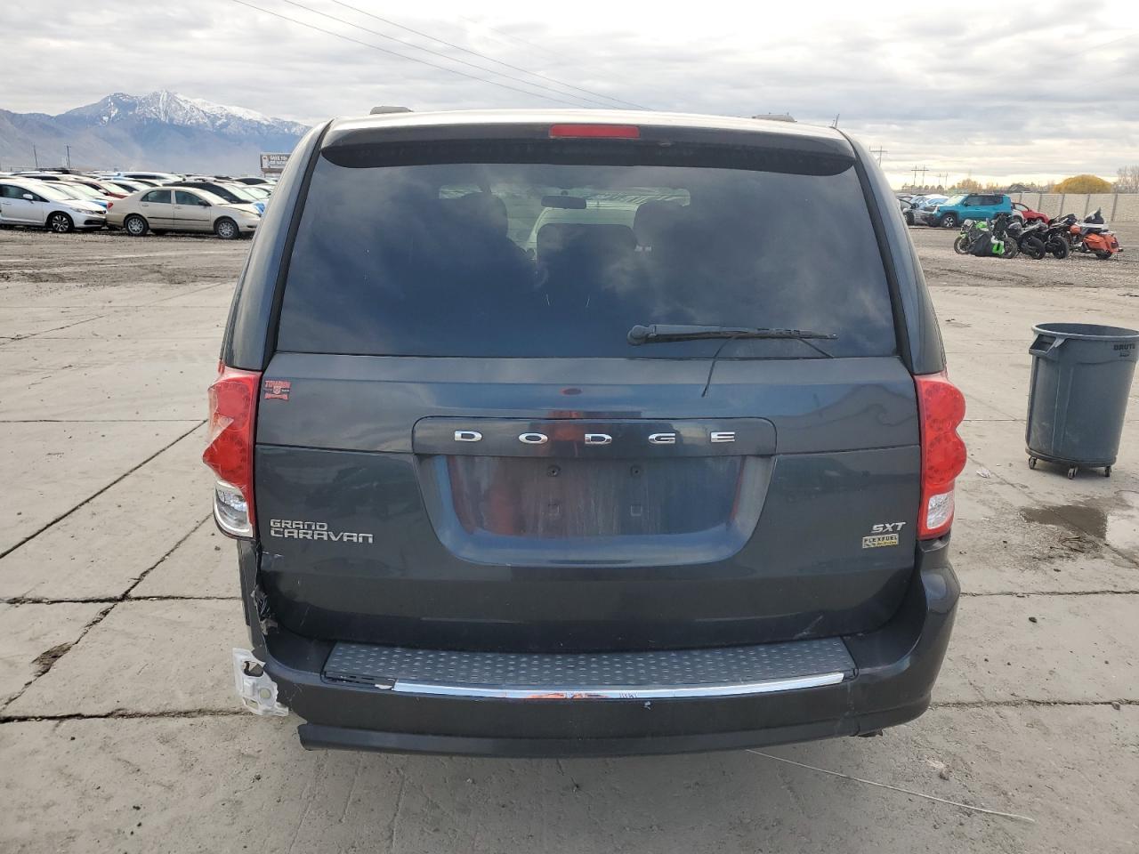 2014 Dodge Grand Caravan Sxt - zdjęcie 6