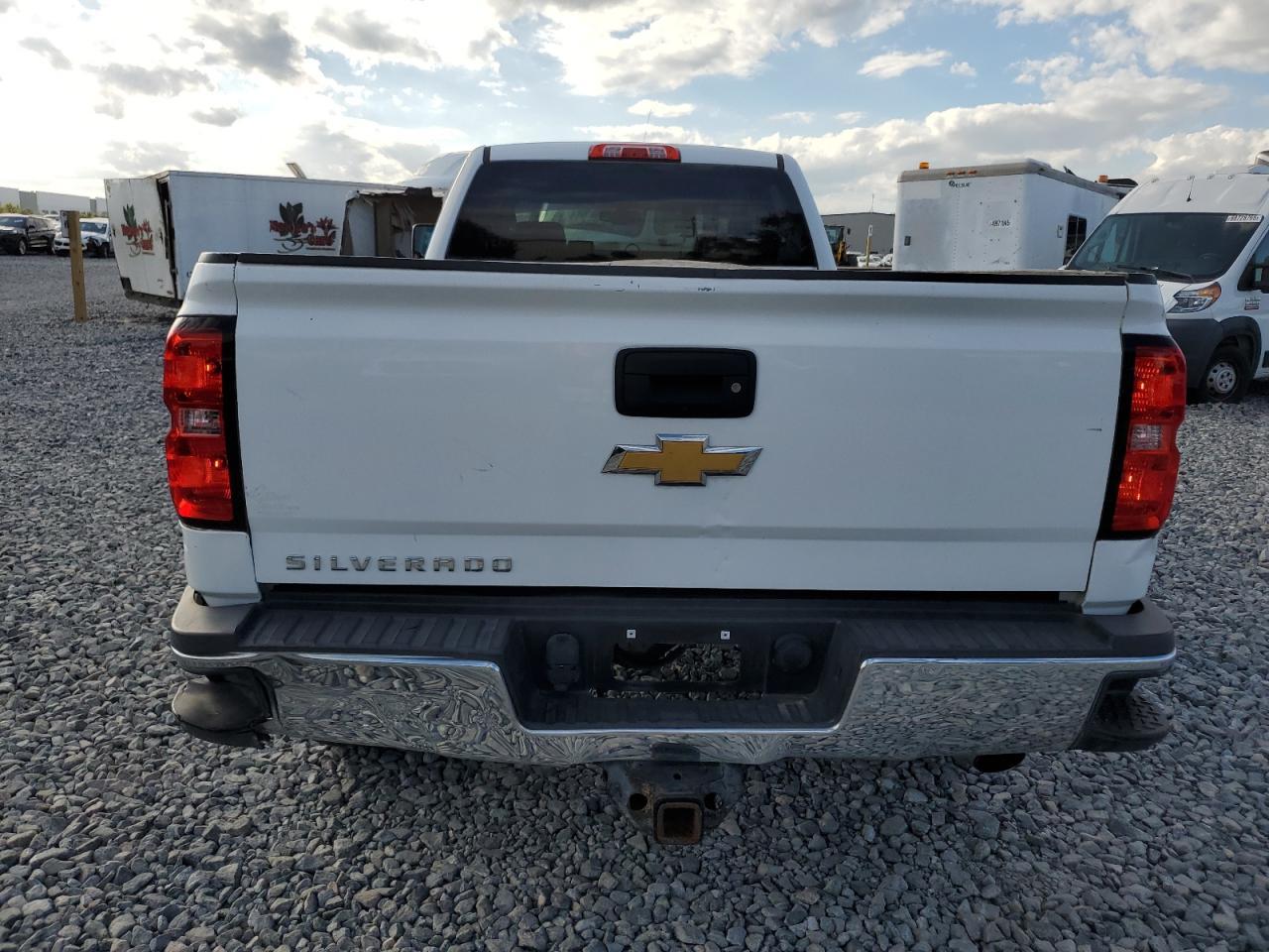 2016 Chevrolet Silverado - zdjęcie 6