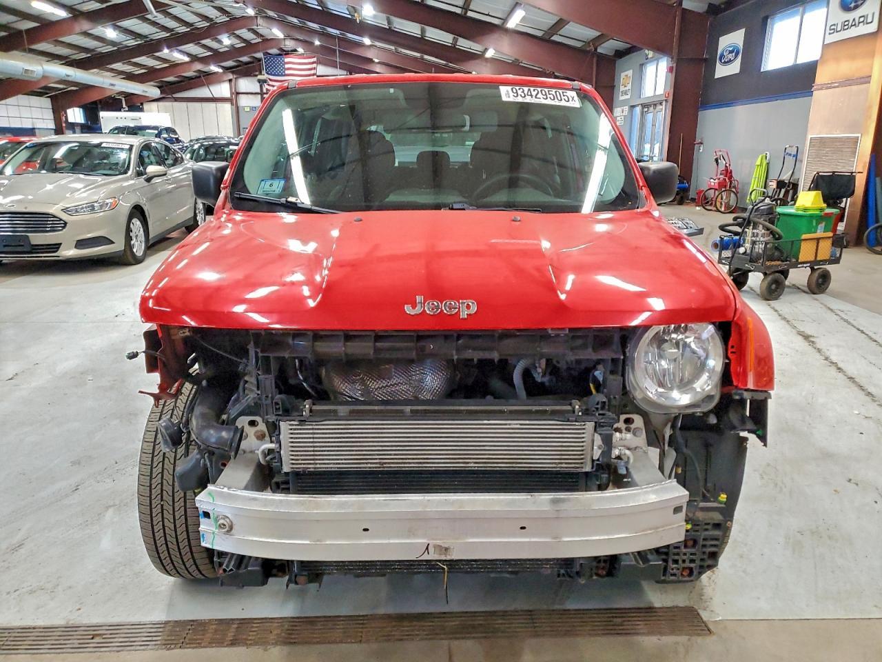 2016 Jeep Renegade - zdjęcie 5
