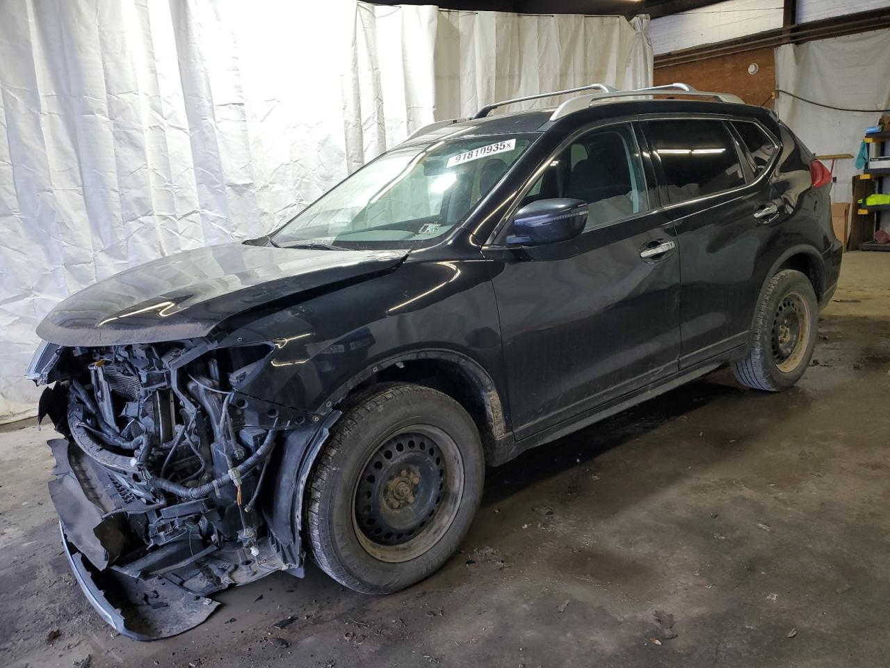 2017 Nissan Rogue - zdjęcie główne