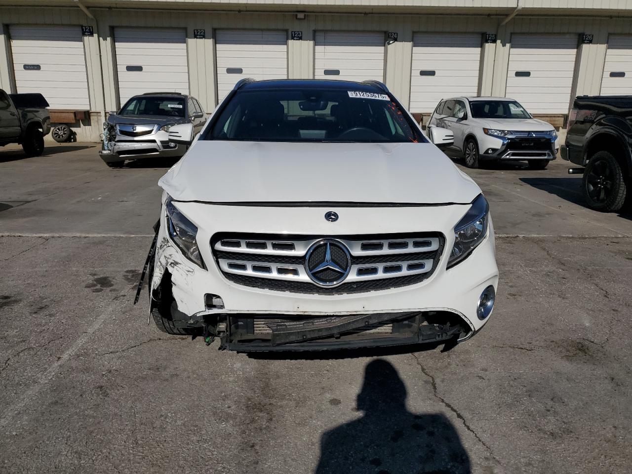2018 Mercedes-Benz Gla 250 4Matic - zdjęcie 5