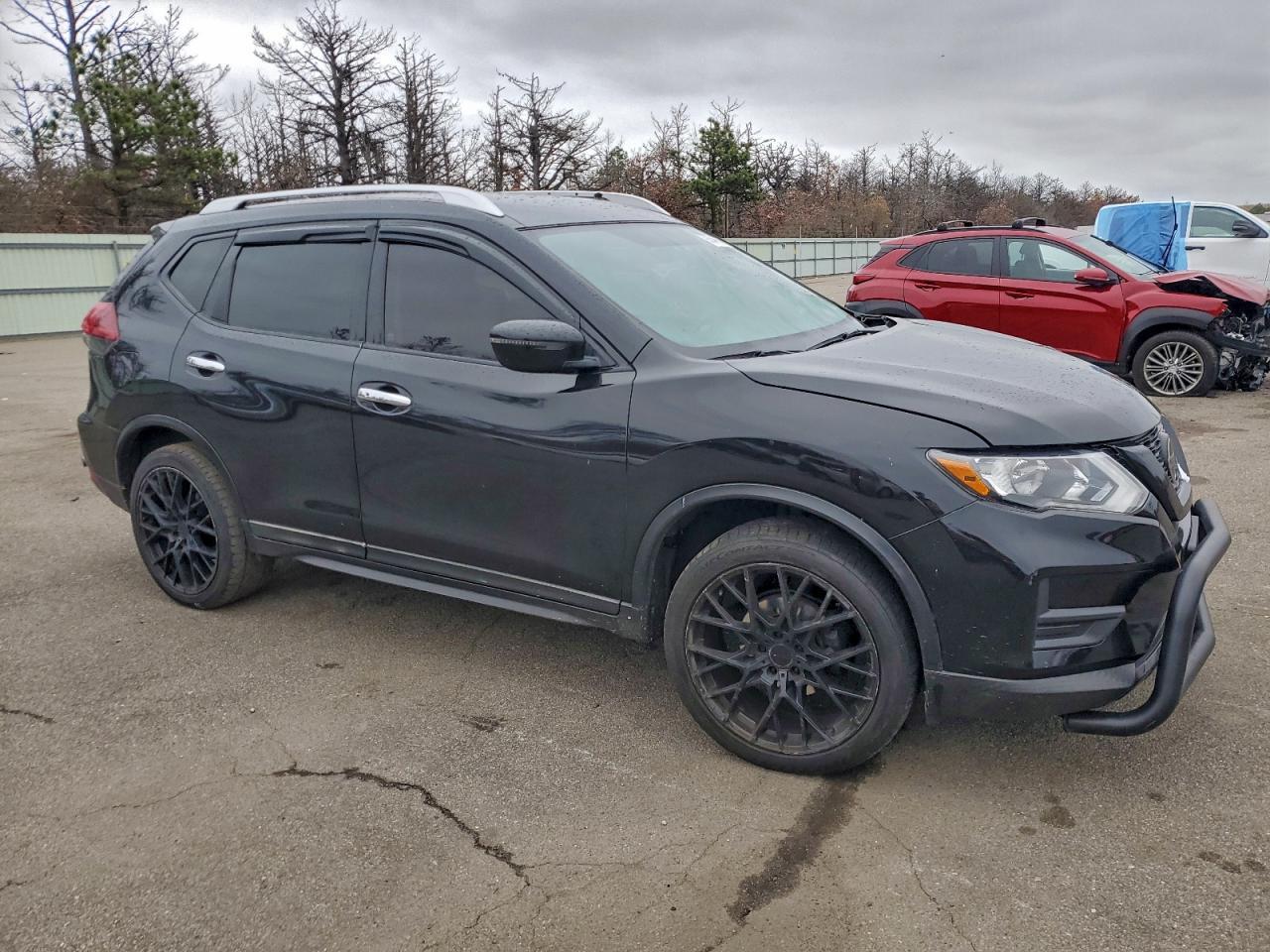 2018 Nissan Rogue - zdjęcie 4