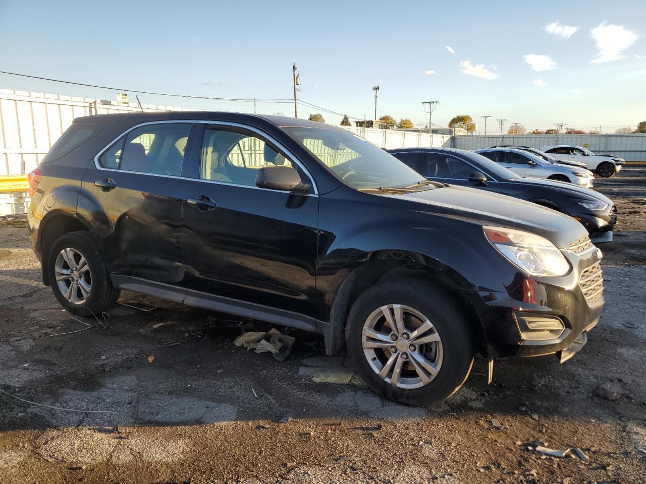 2017 Chevrolet Equinox Ls - zdjęcie 4