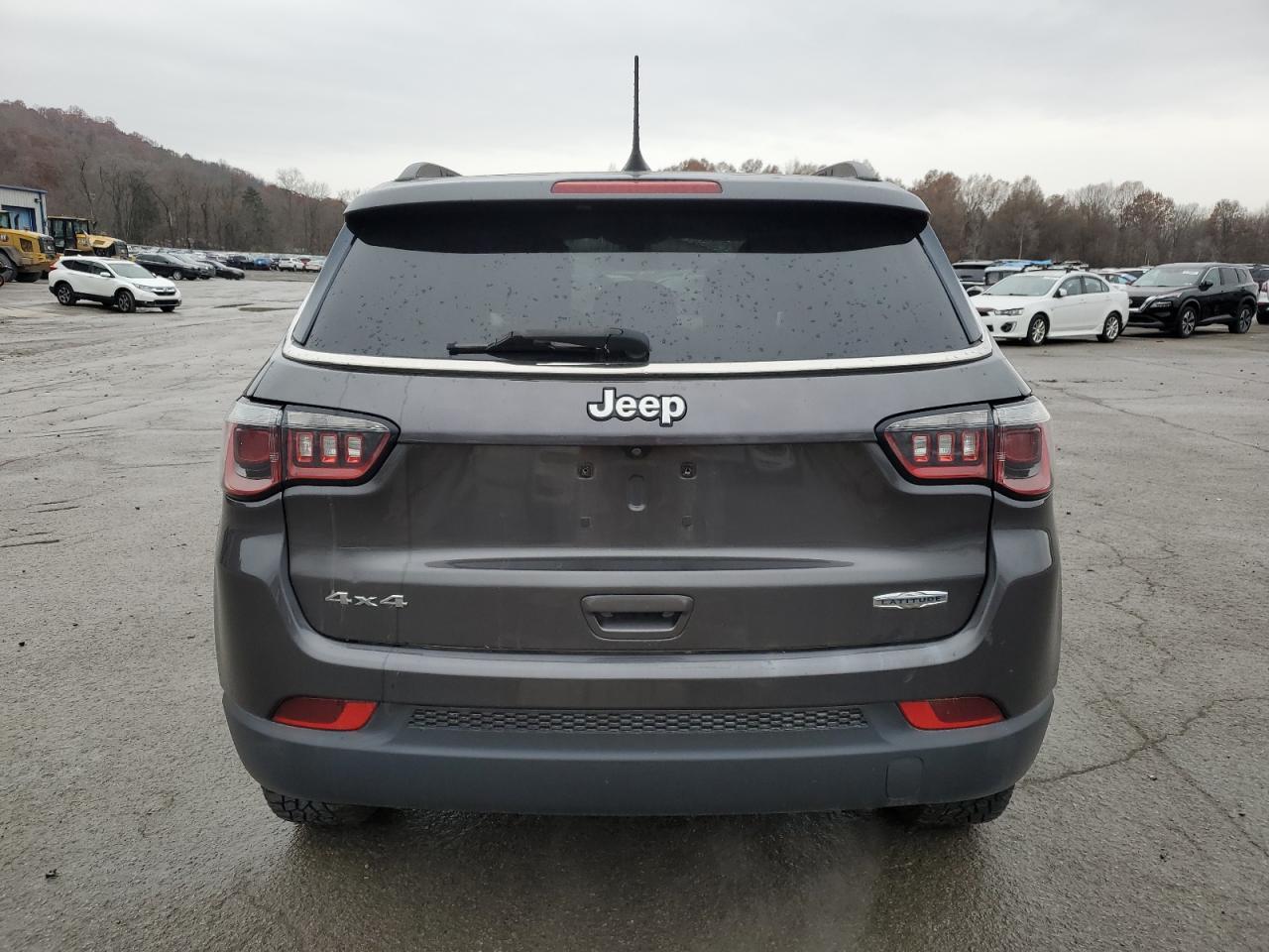 2017 Jeep Compass - zdjęcie 6