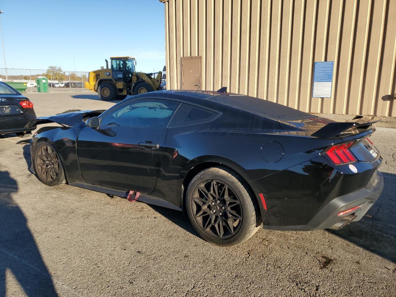 2024 Ford Mustang Gt - zdjęcie 2