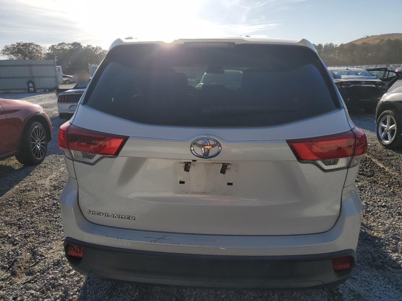 2019 Toyota Highlander - zdjęcie 6