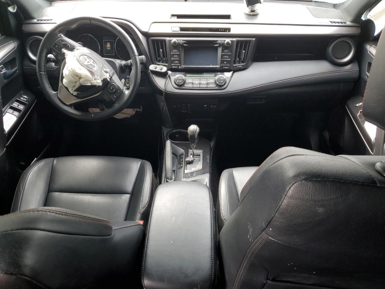 2018 Toyota RAV 4 - zdjęcie 8