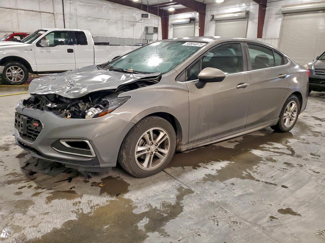 2018 Chevrolet Cruze Lt - zdjęcie główne