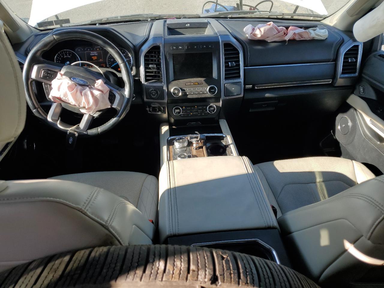 2019 Ford Expedition - zdjęcie 8