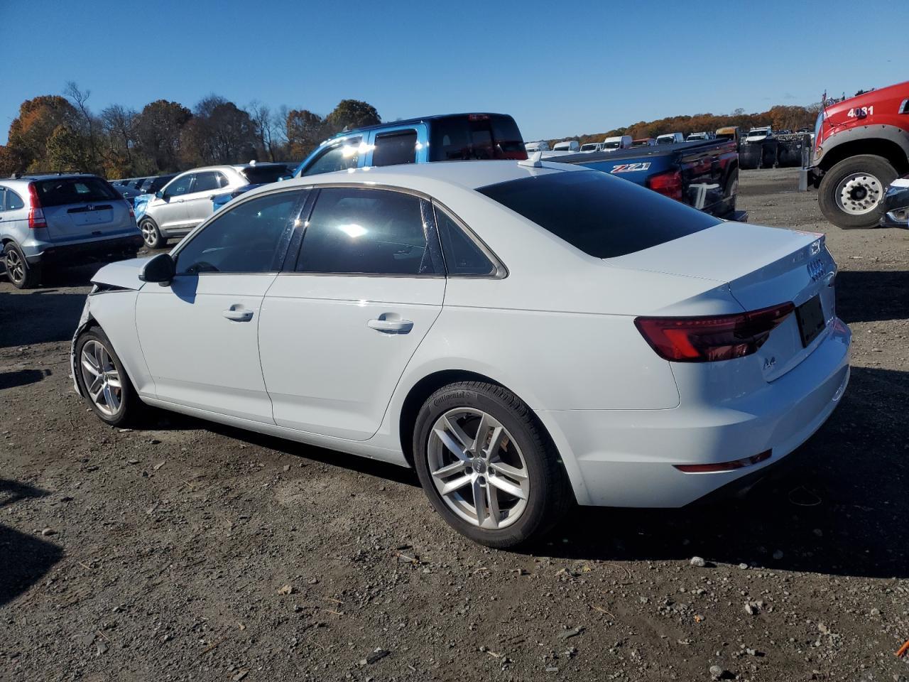2017 Audi A4 Premium - zdjęcie 2