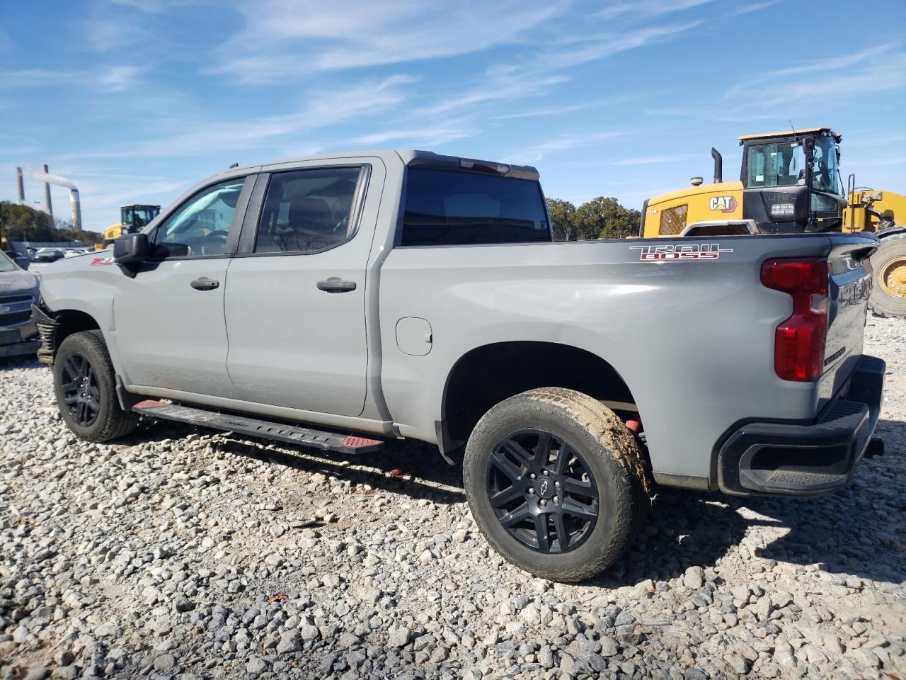 2024 Chevrolet Silverado - zdjęcie 2