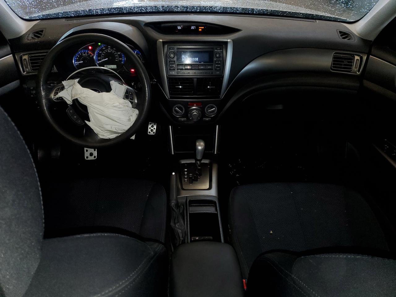 2013 Subaru Forester - zdjęcie 8