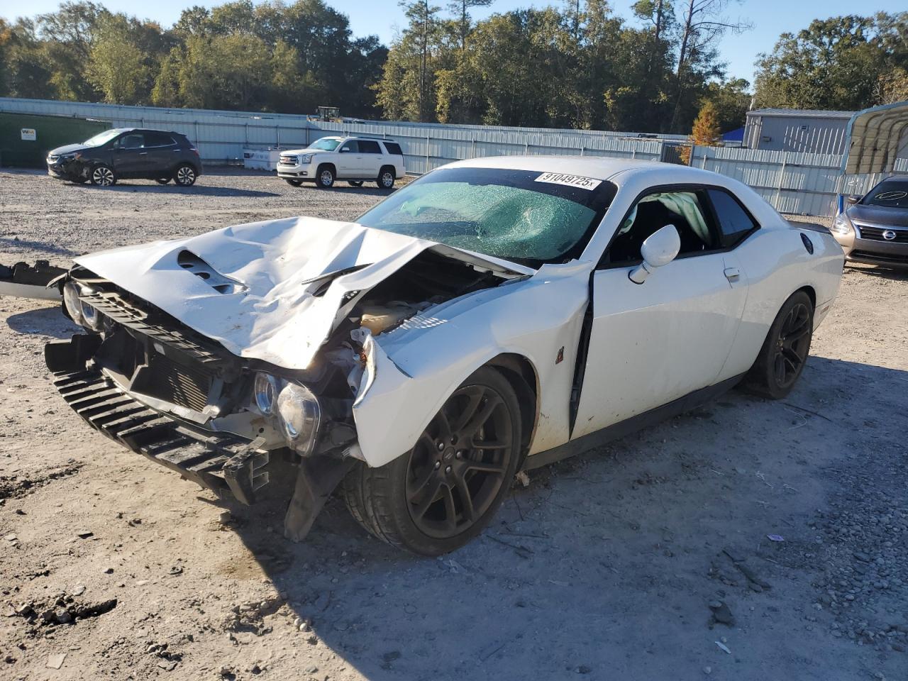 2021 Dodge Challenger - zdjęcie główne