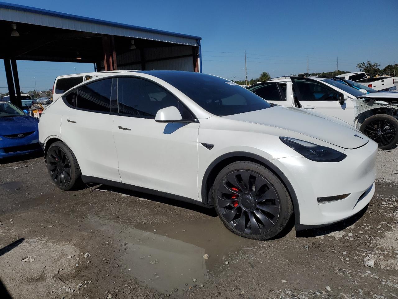2023 Tesla Model Y - zdjęcie 4