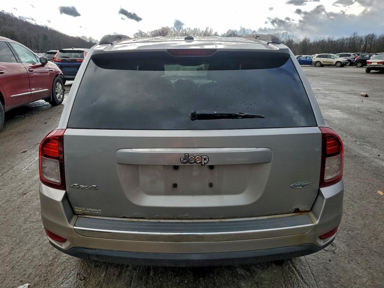 2015 Jeep Compass - zdjęcie 6