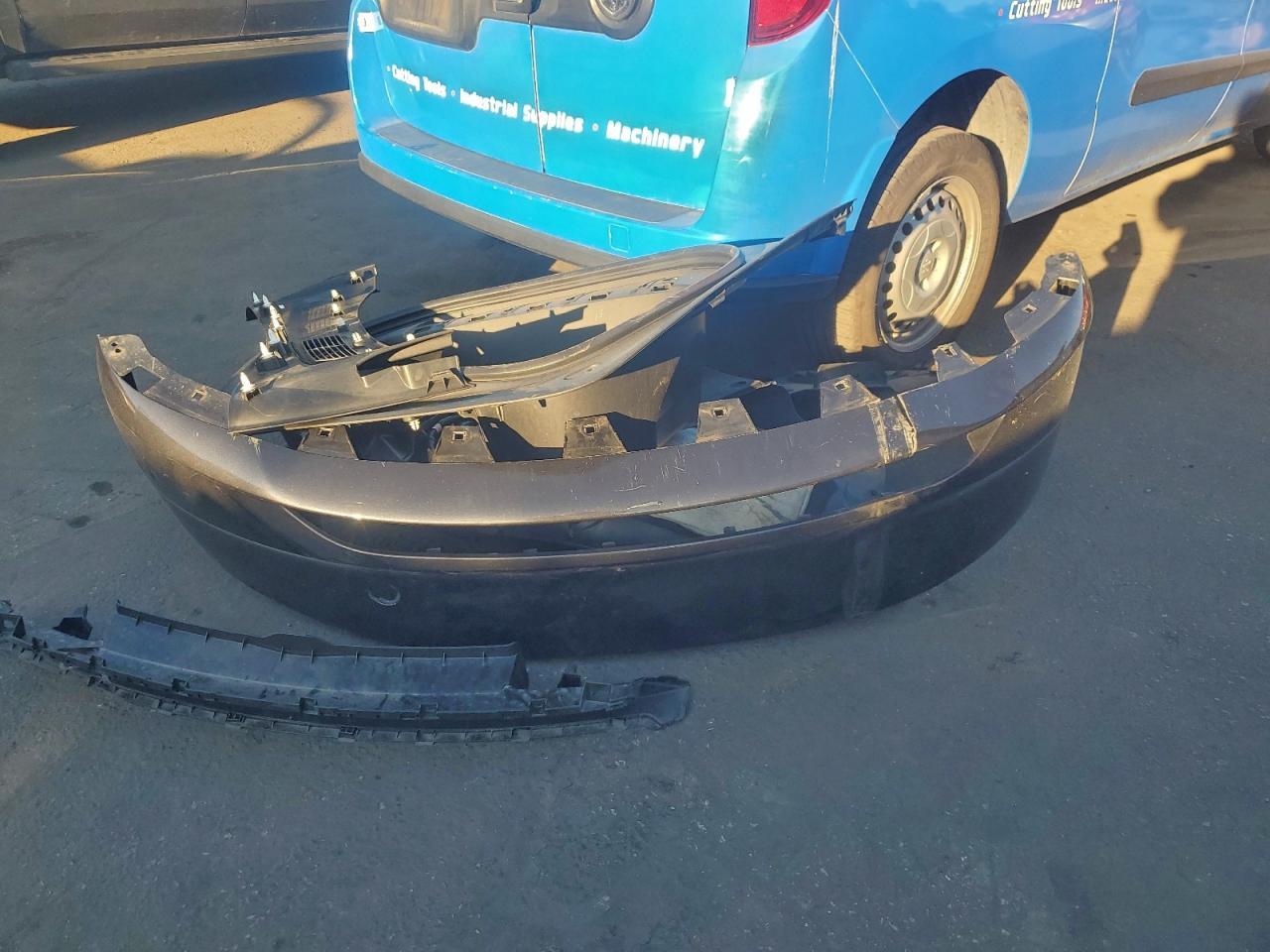 2024 Tesla Model 3 - zdjęcie 12