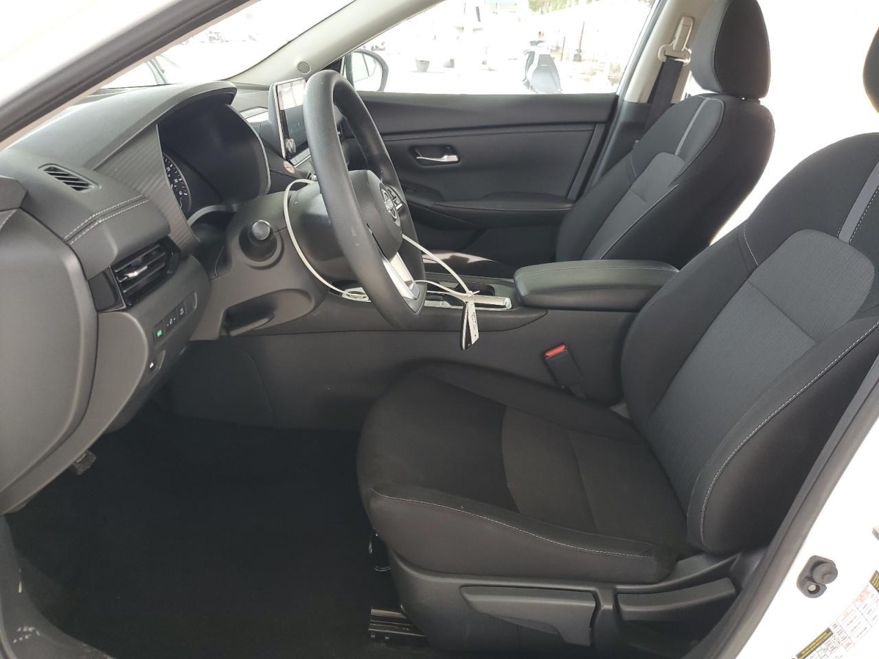 2025 Nissan Sentra - zdjęcie 7