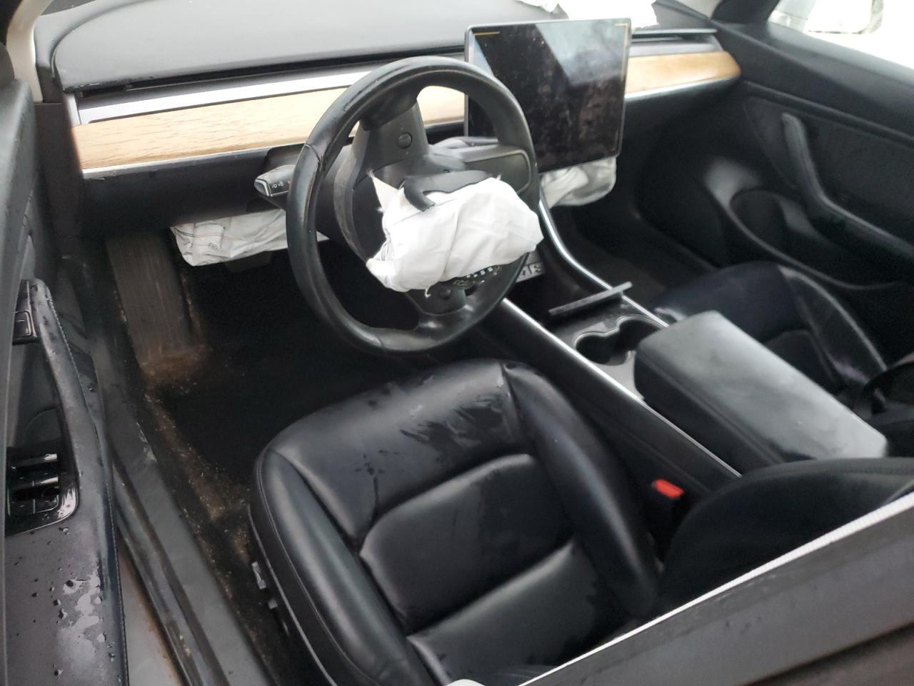 2018 Tesla Model 3 - zdjęcie 8