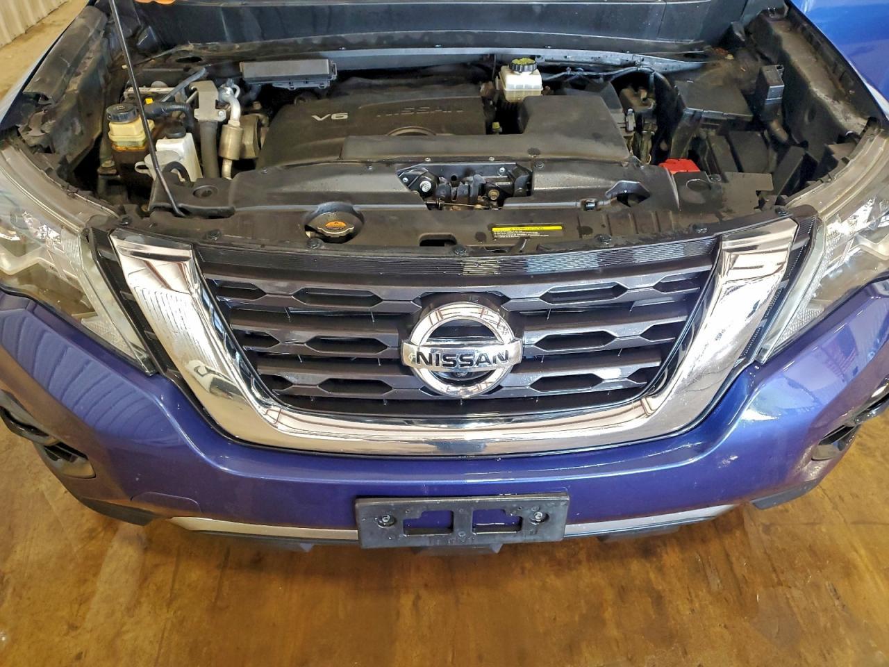 2017 Nissan Pathfinder - zdjęcie 12