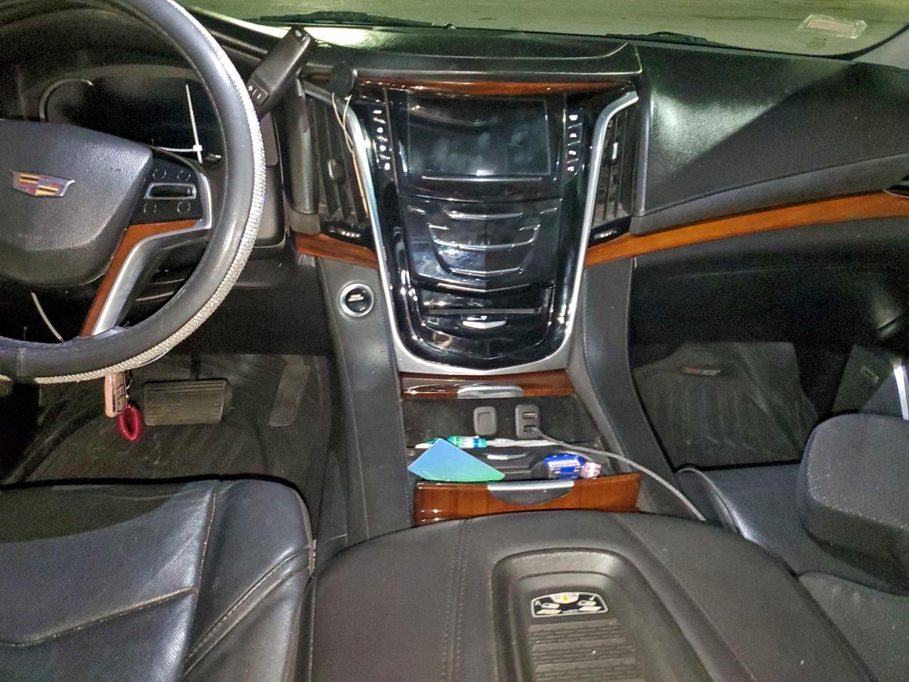 2019 Cadillac Escalade - zdjęcie 8