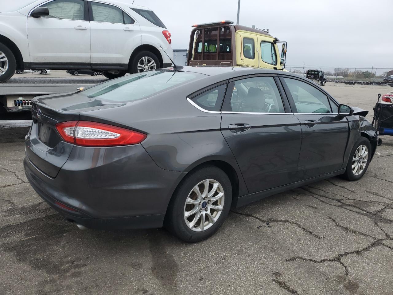 2016 Ford Fusion S - zdjęcie 3