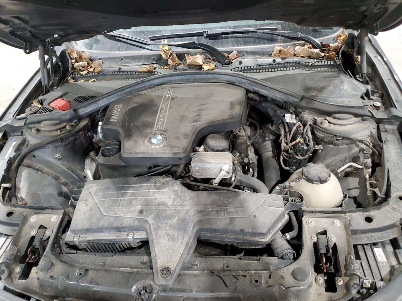 2014 BMW 320 I xDrive - zdjęcie 11