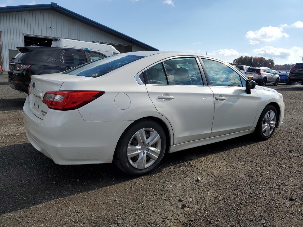2016 Subaru Legacy 2.5I - zdjęcie 3
