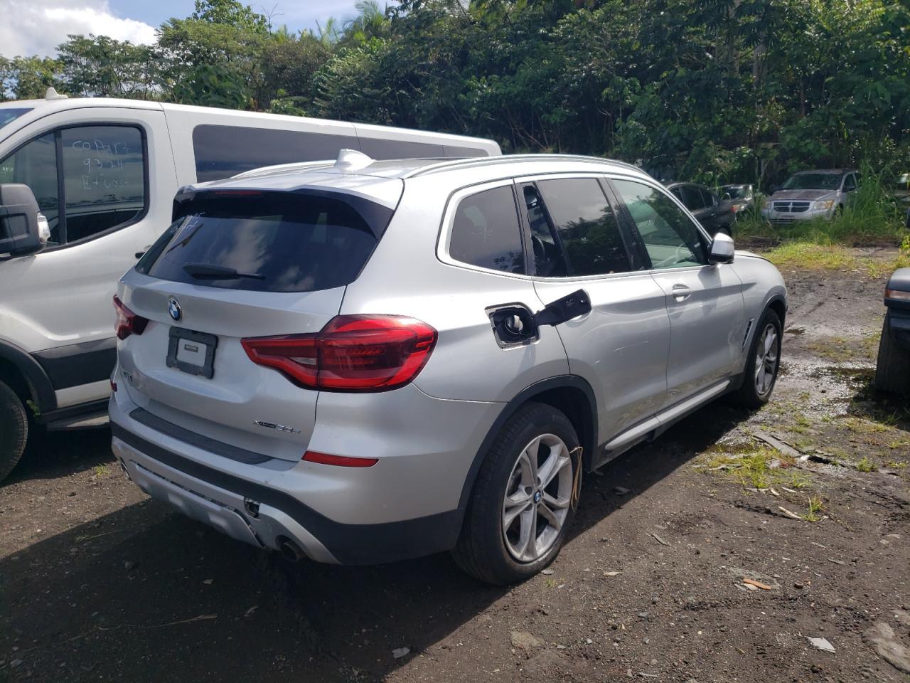2021 BMW X3 xDrive30E - zdjęcie 3