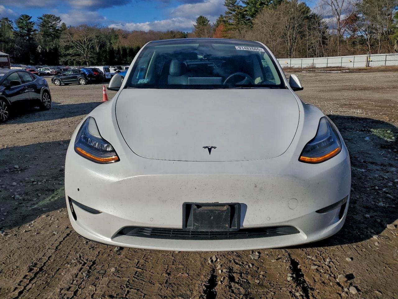 2022 Tesla Model Y - zdjęcie 5