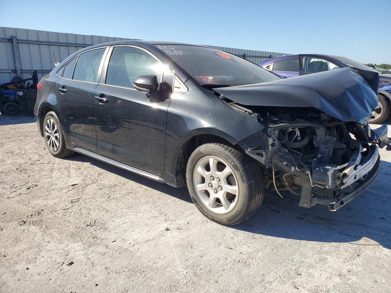 2022 Toyota Corolla Le - zdjęcie 4