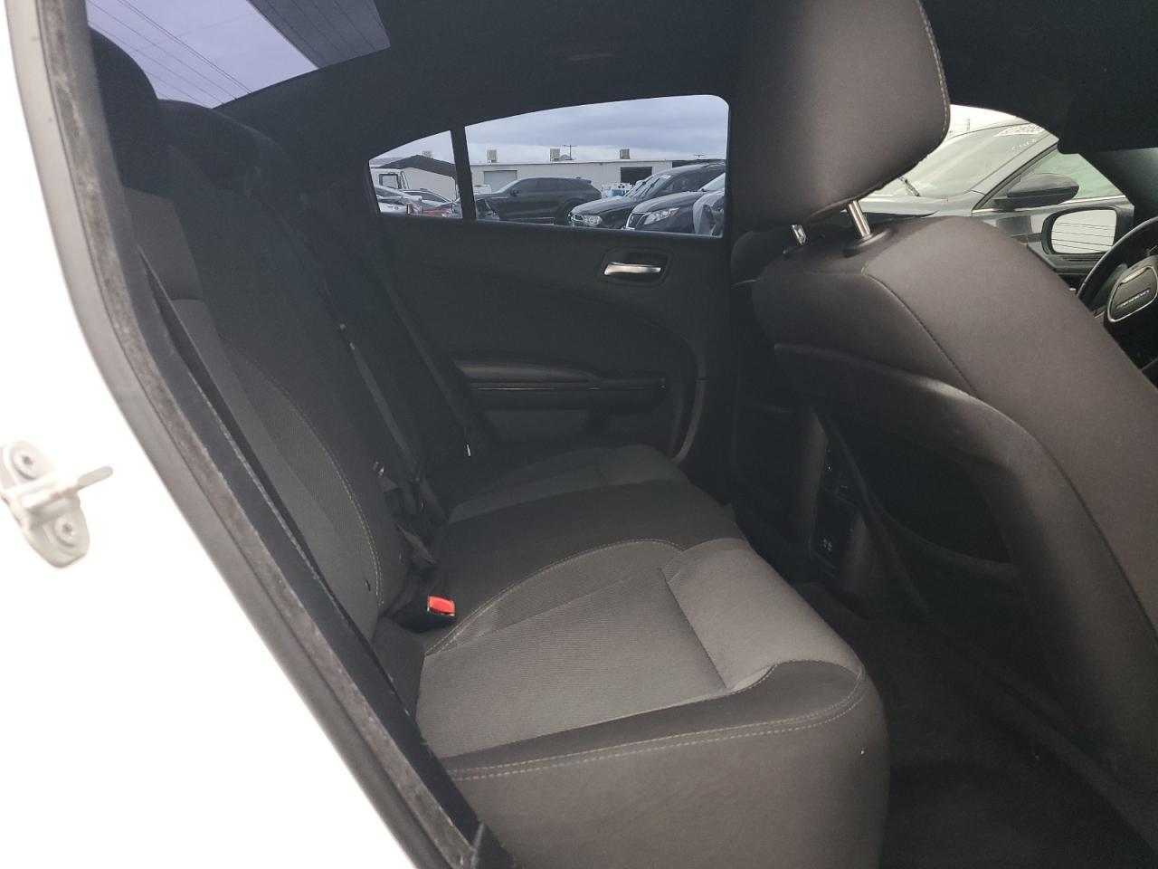 2017 Dodge Charger Se - zdjęcie 10