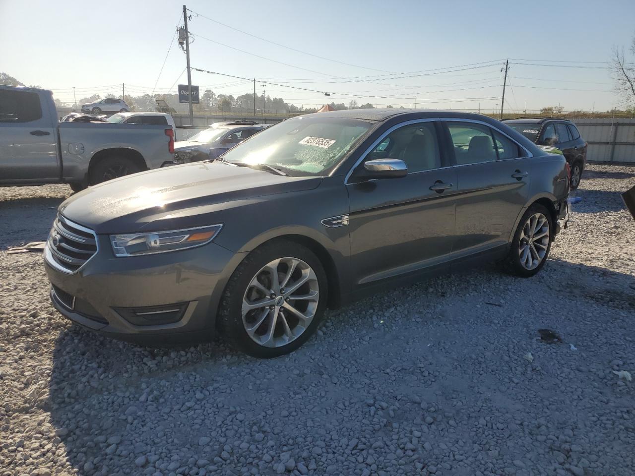 2018 Ford Taurus - zdjęcie główne