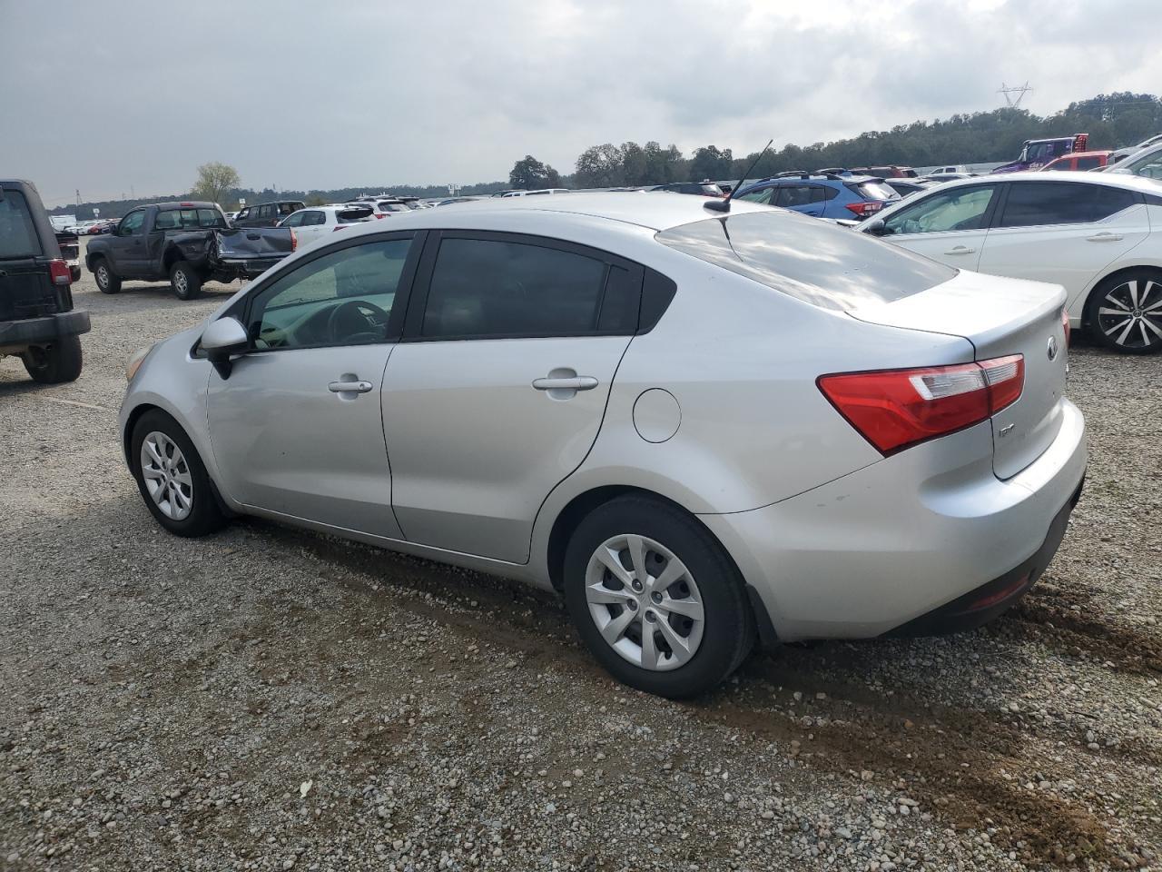 2013 Kia Rio - zdjęcie 2